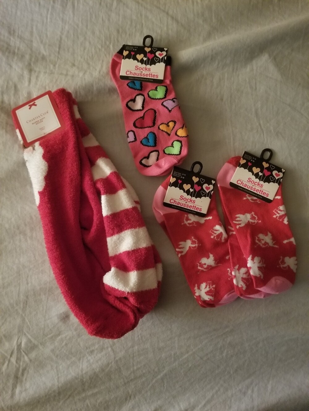 Women's Holiday (Christmas And Valentine's Day) Sock Bundle - 5 Pairs Size 9-11